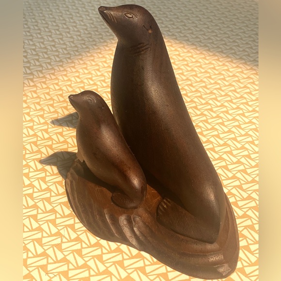 Vintage Sculpture Mid Century Wood Seal Sea Lion Marine Animals Statue Figurine - Picture 4 of 6